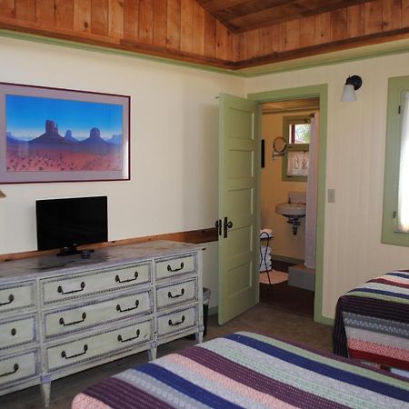 تونتي ناين بالمز 29 Palms Inn المظهر الخارجي الصورة