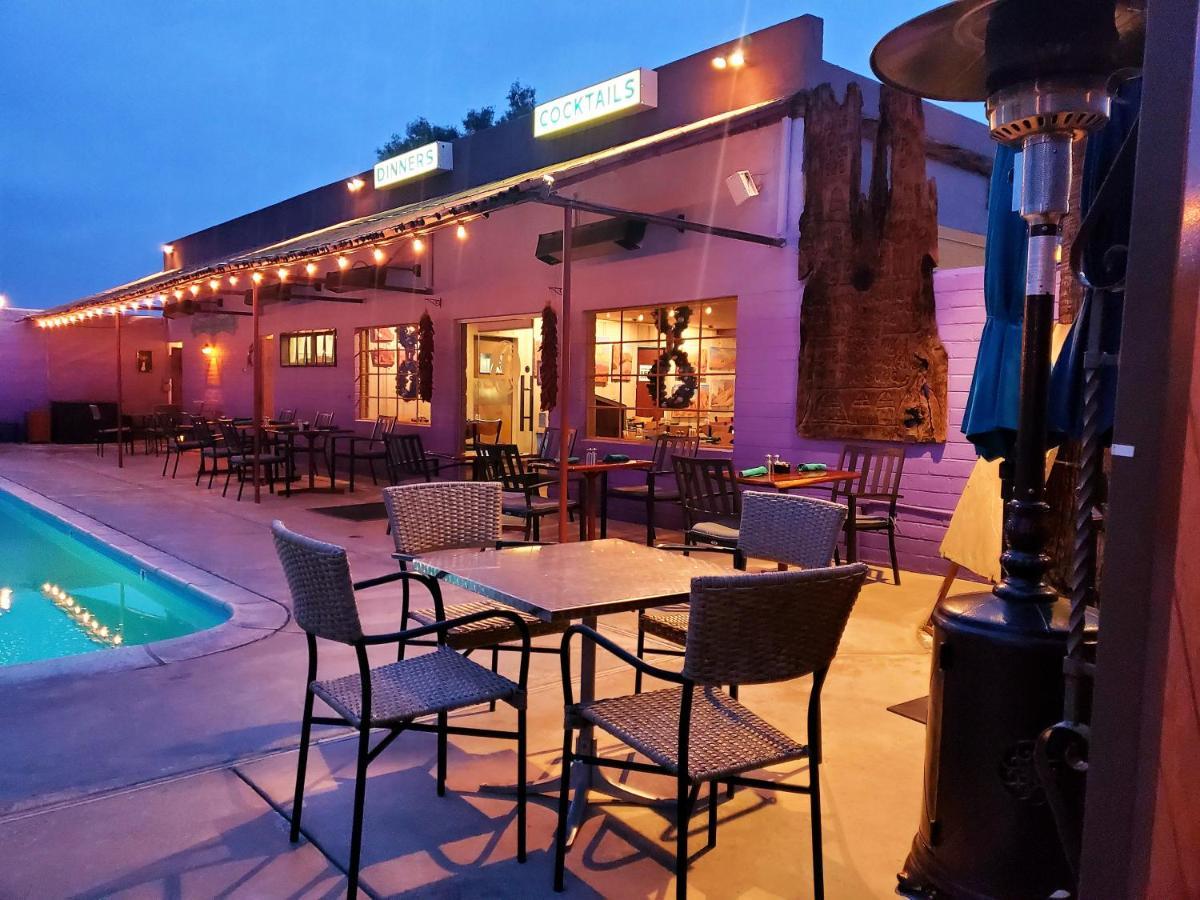 تونتي ناين بالمز 29 Palms Inn المظهر الخارجي الصورة