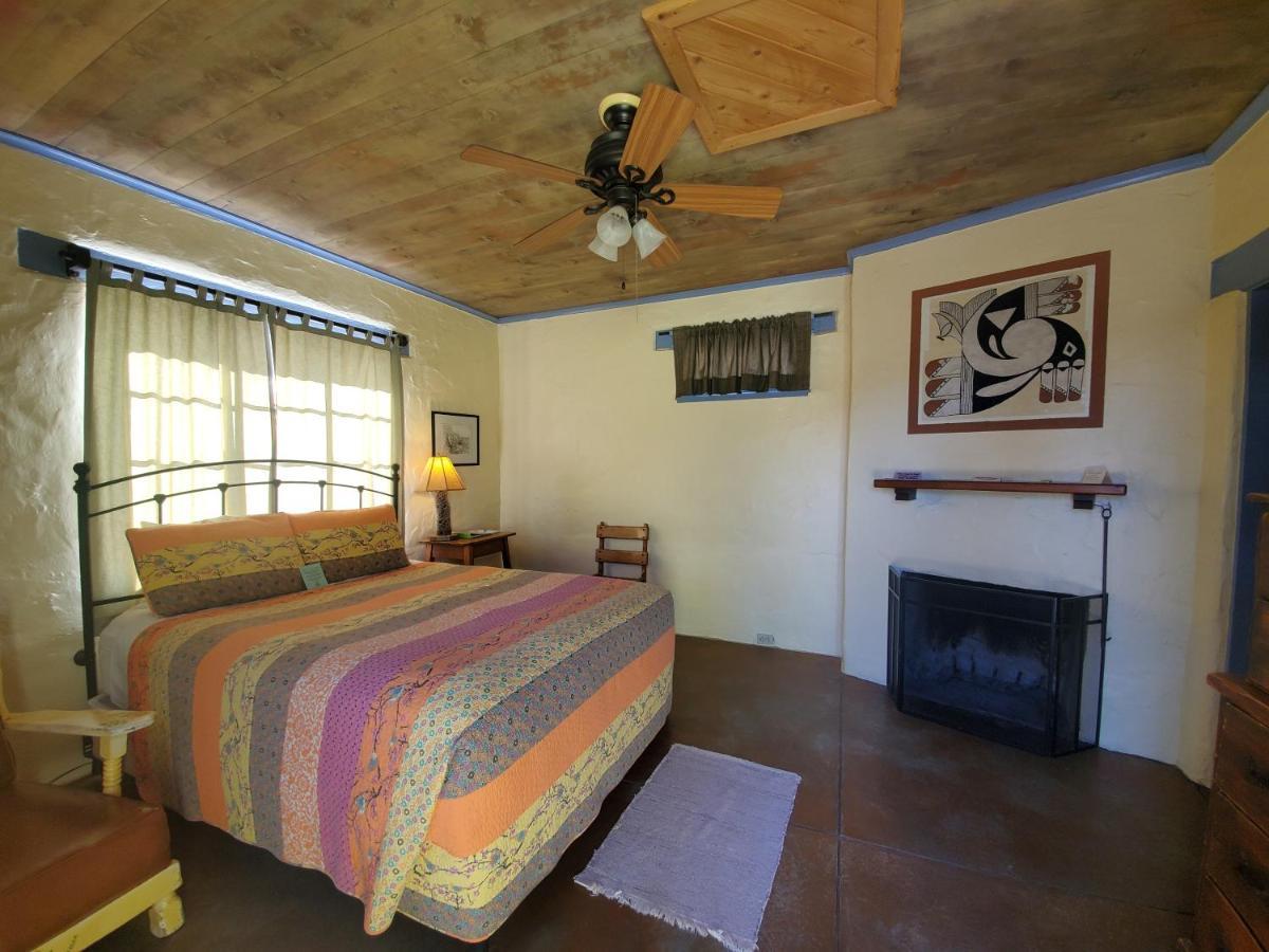 تونتي ناين بالمز 29 Palms Inn المظهر الخارجي الصورة